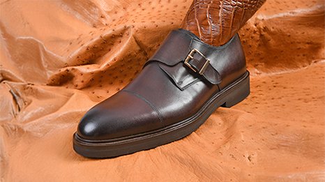 لوفر بإبزيم ذهبي